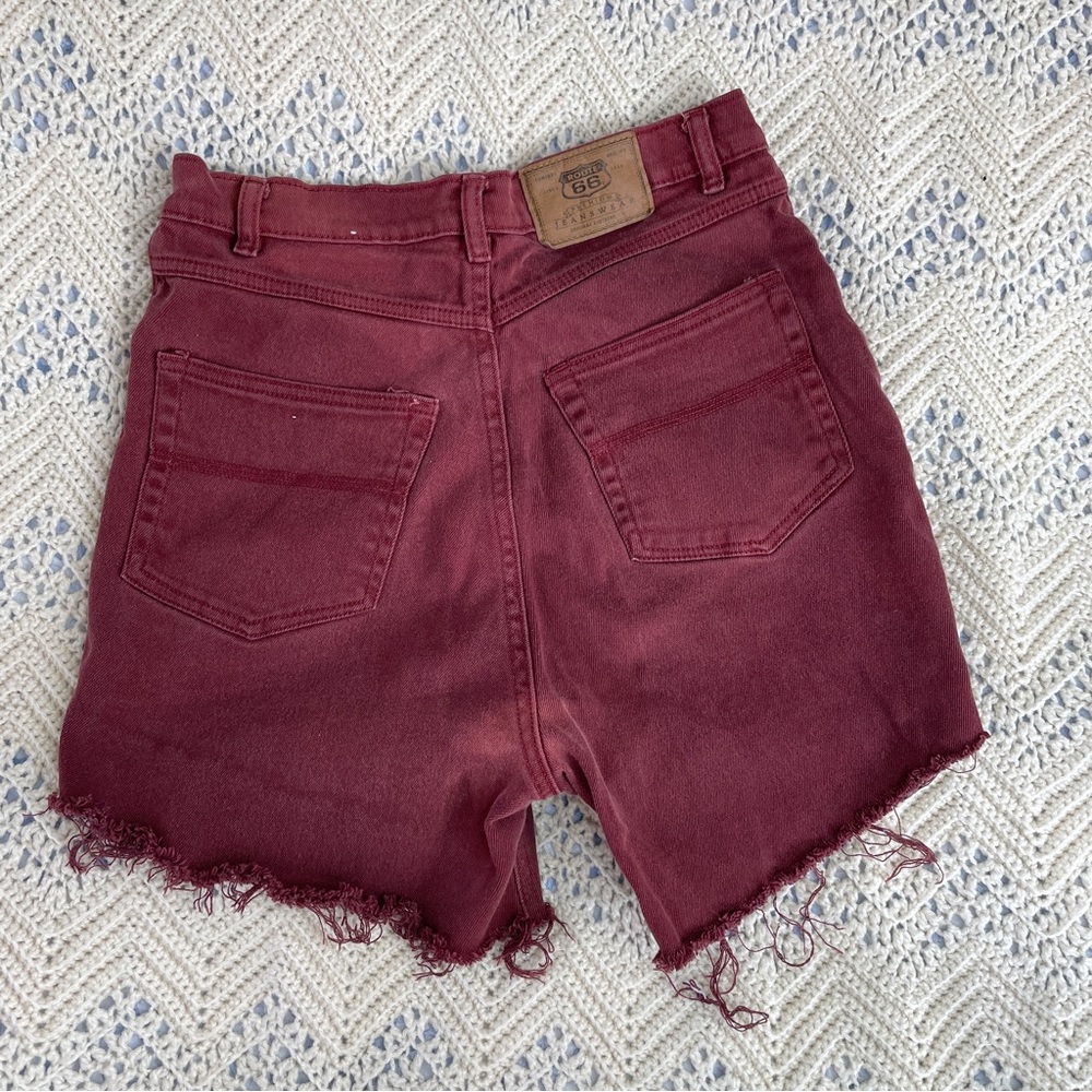 Vintage Shorts High Waisted Cut Off Mom Jean Burgundy Fraying Distressed 90s Red - Picture 6 of 6